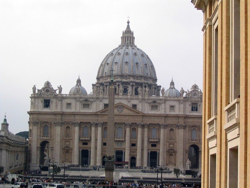 10 little things which are handy to know about the littlest country…Vatican City
