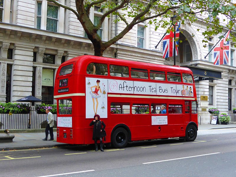 A unique way to have afternoon tea in London – with BB Bakery Bus Tour