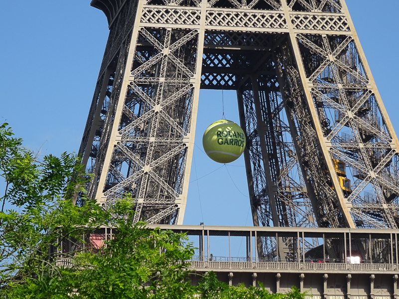 14 Ways to See Paris