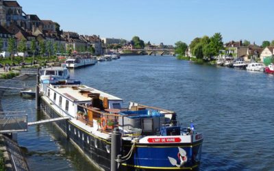L’Art de Vivre: A Luxury Hotel Barge in France