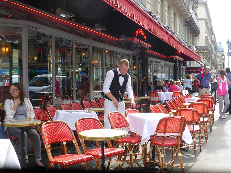 14 Do’s and Don’ts in Paris