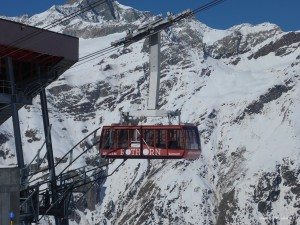 This article is about How to Travel When you Have a Fear of Heights, not an article on how to overcome your fear of heights