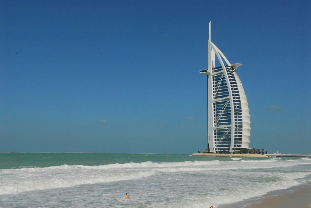 Top-10-Things-to-do-in-Modern-Dubai-