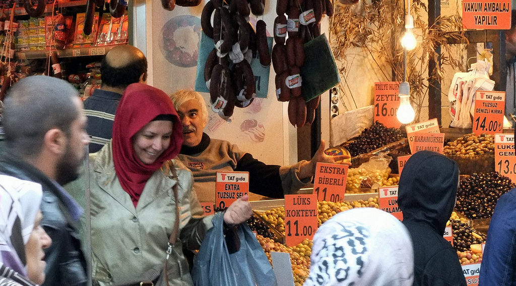 What to Wear when Visiting a Muslim Country