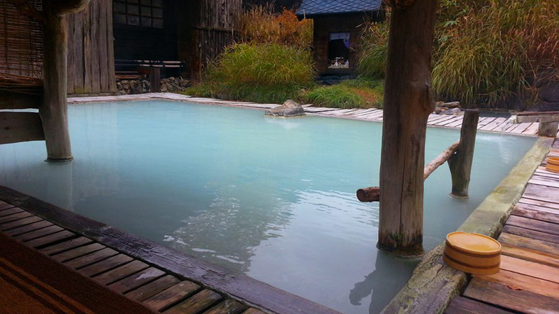 Get_naked_in_a_japanese_onsen