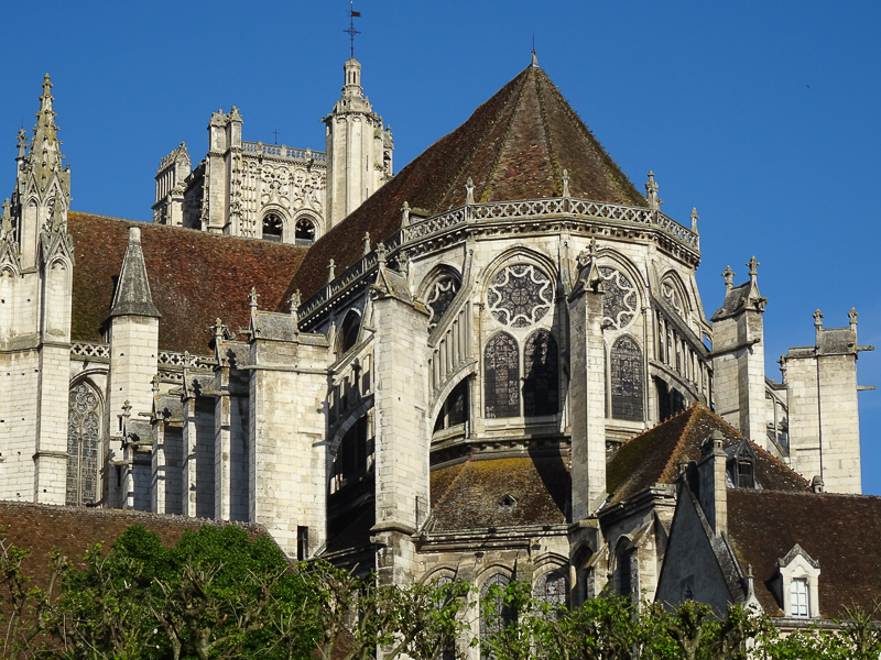 Discover the city of Auxerre, France