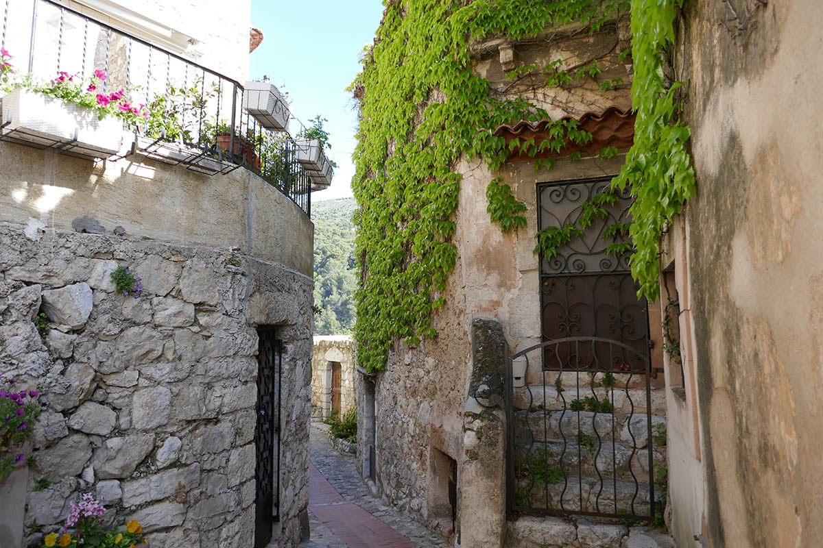 Visiting The Medieval Village of Eze in France
