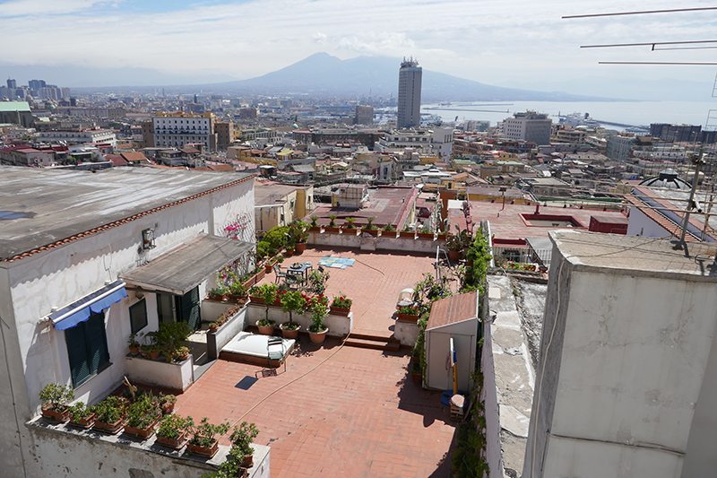 Is Naples worth visiting?